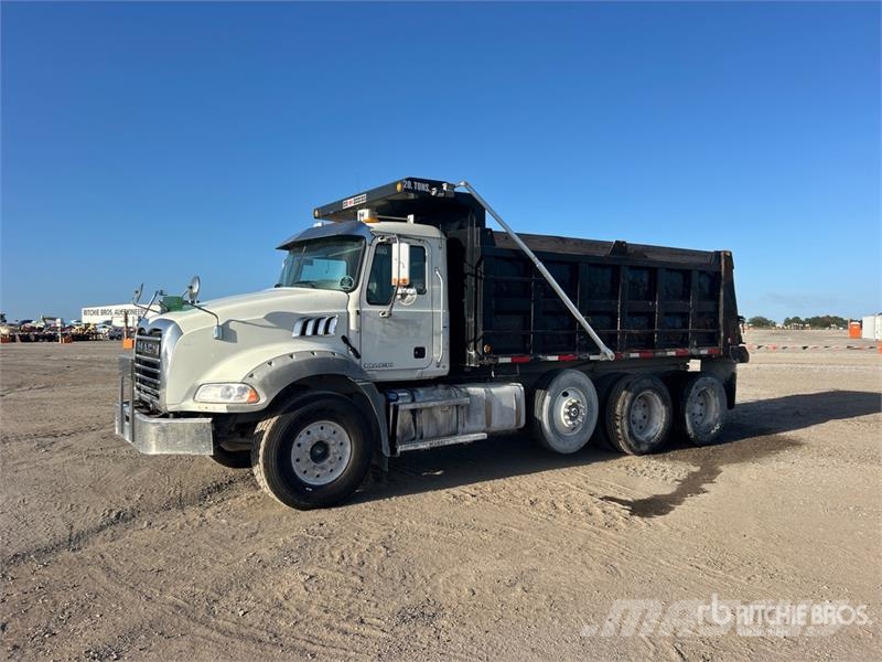 Mack GU813 Tipper trucks