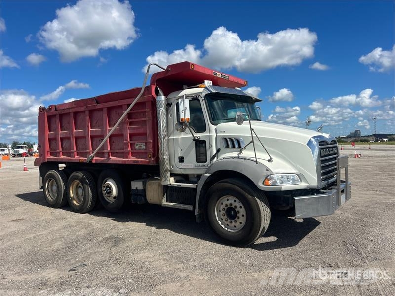 Mack GU813 Tipper trucks