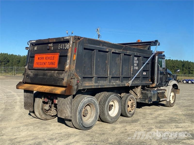 Mack GU813 Kiper tovornjaki