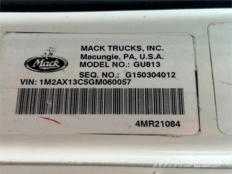 Mack GU813 Camion ribaltabili