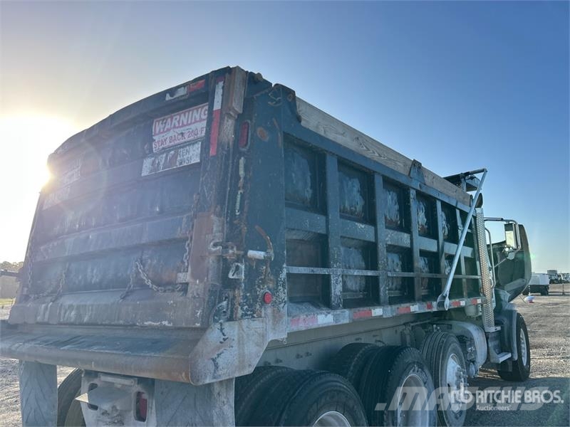 Mack GU813 Tipper trucks