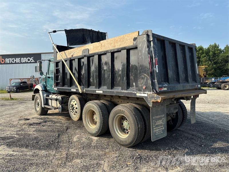 Mack GU813 Tipper trucks