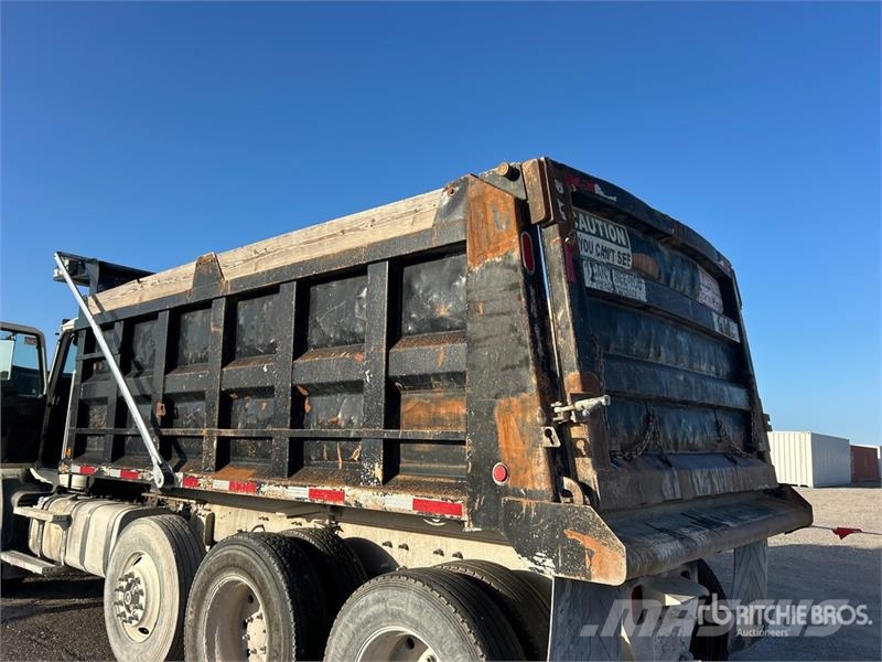 Mack GU813 Tipper trucks