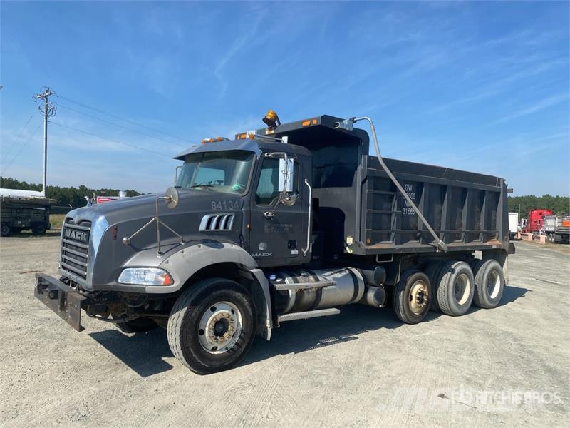 Mack GU813 Kipper