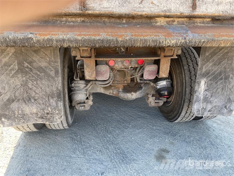 Mack GU813 Kipper