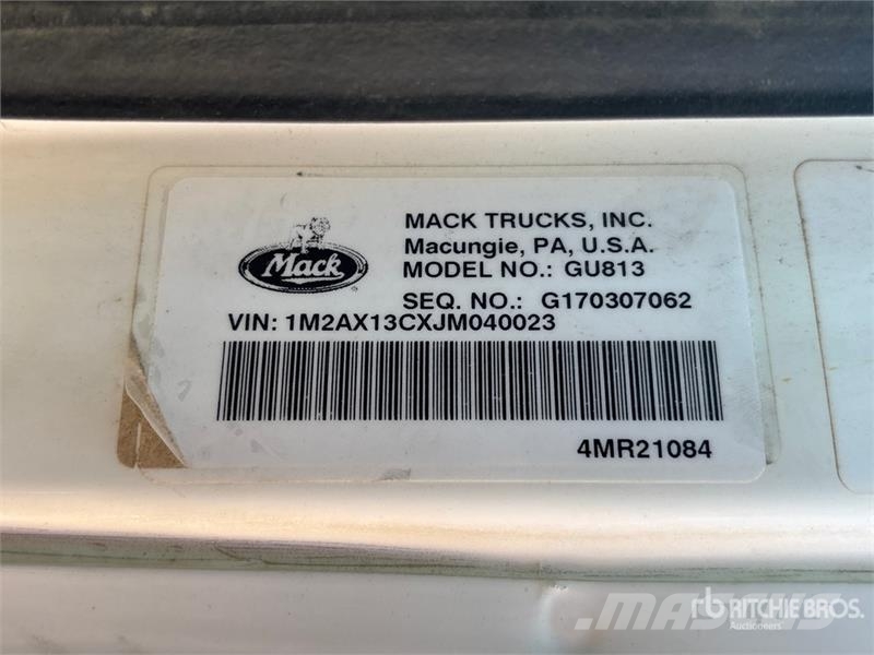 Mack GU813 Kipper