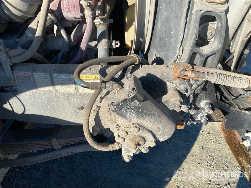 Mack GU813 Kiper tovornjaki
