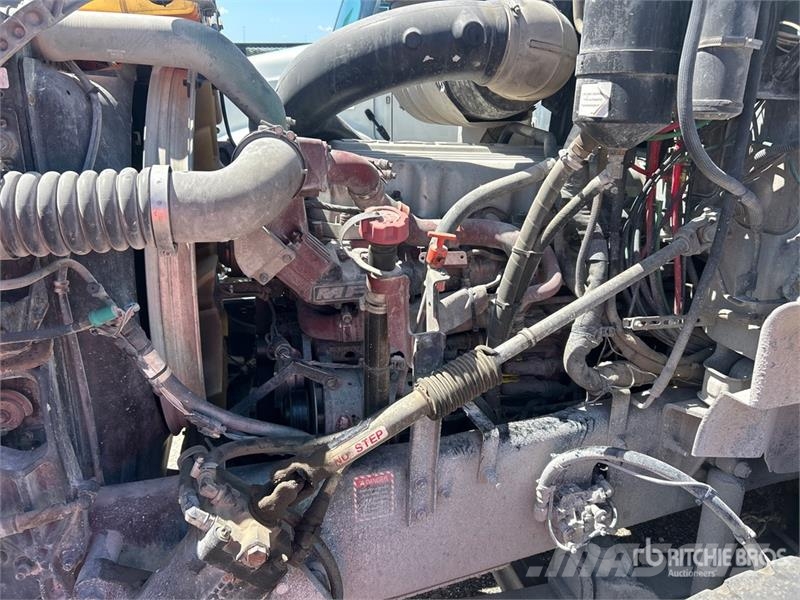 Mack GU813 Tipper trucks