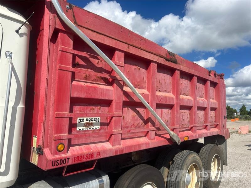 Mack GU813 Tipper trucks