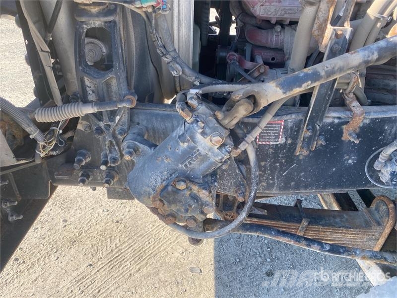 Mack GU813 Kipper