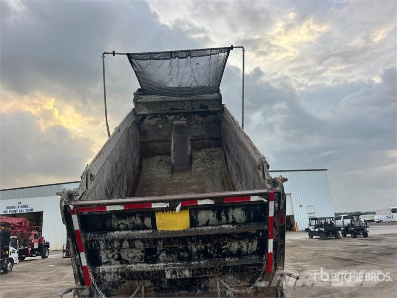 Mack GU813 Camion ribaltabili