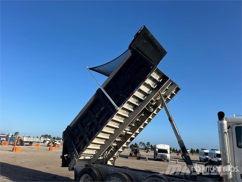 Mack GU813 Tipper trucks