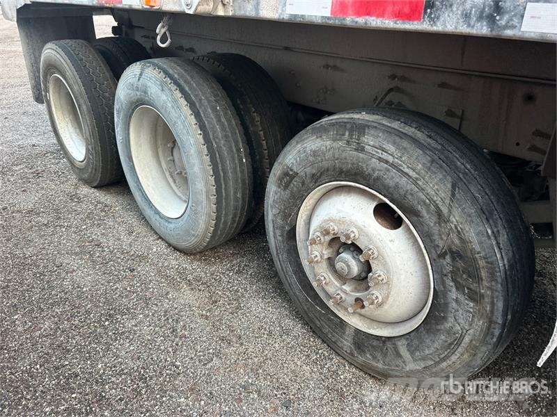 Mack GU813 Camion ribaltabili