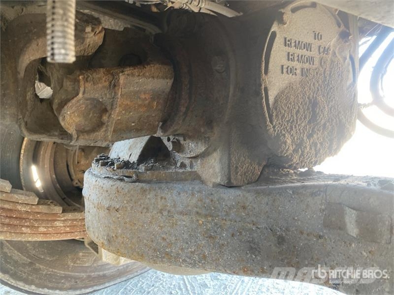 Mack GU813 Kipper