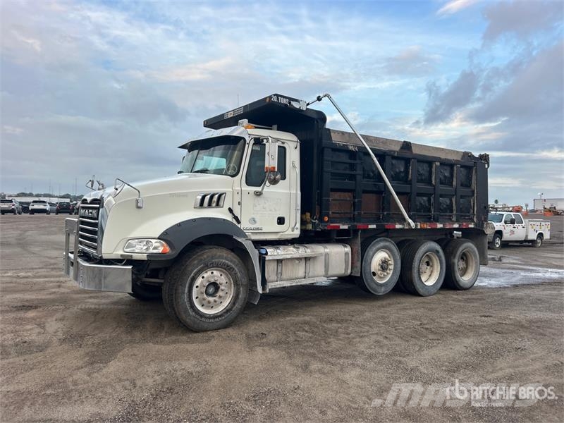Mack GU813 Camion ribaltabili