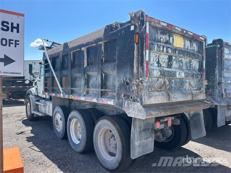 Mack GU813 Tipper trucks