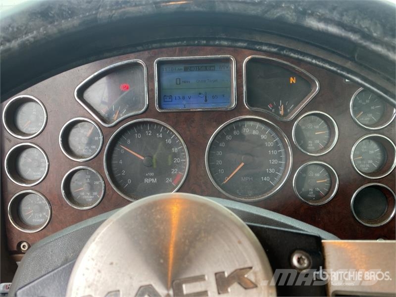 Mack GU813 10x4 Quad/A Dump Truck Camiones bañeras basculantes o volquetes