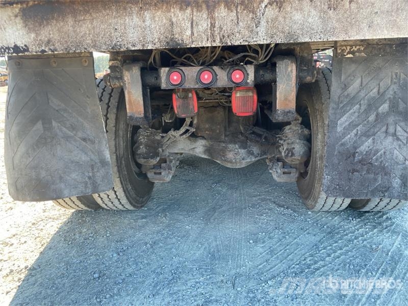 Mack GU813 10x4 Quad/A Dump Truck Kipper