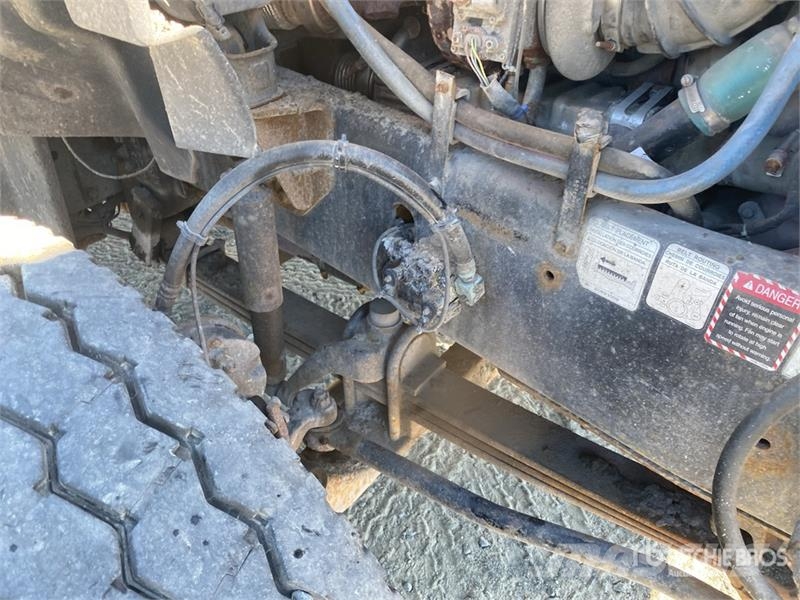 Mack GU813 10x4 Quad/A Dump Truck Kipper