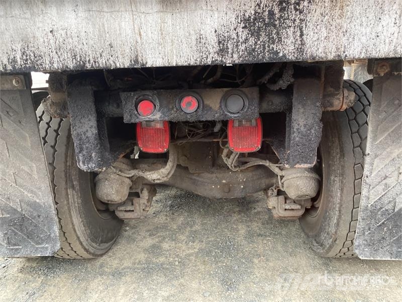 Mack GU813 10x4 Quad/A Dump Truck Camiones bañeras basculantes o volquetes
