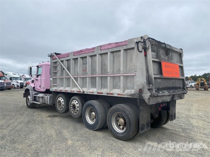 Mack GU813 10x4 Quad/A Dump Truck Camiones bañeras basculantes o volquetes