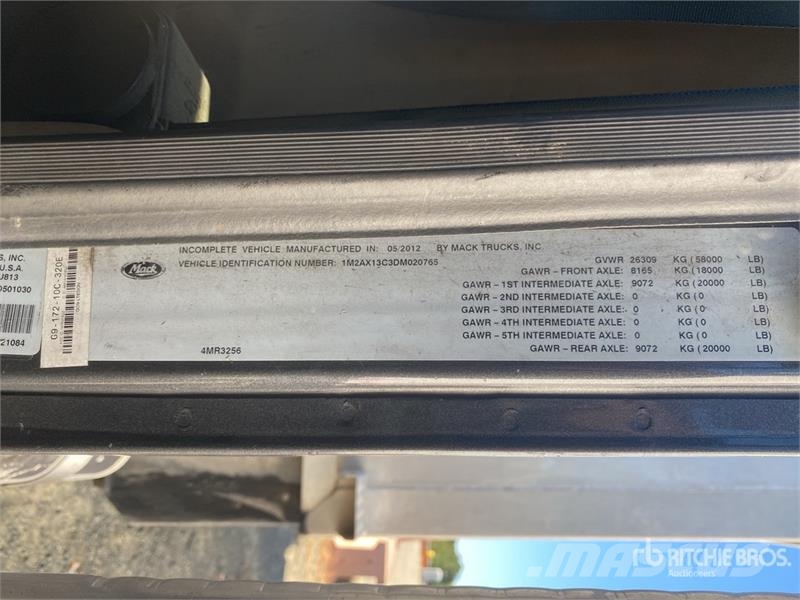 Mack GU813 10x4 Quad/A Dump Truck Kipper
