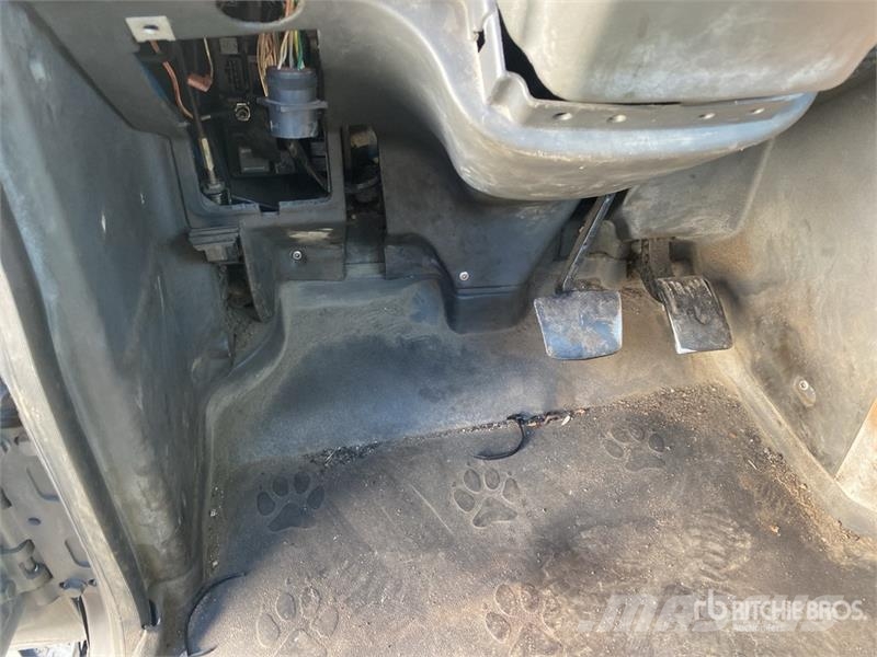 Mack GU813 10x4 Quad/A Dump Truck Kipper