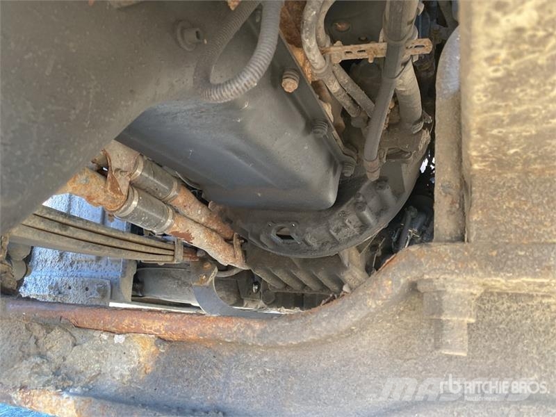 Mack GU813 10x4 Quad/A Dump Truck Kipper