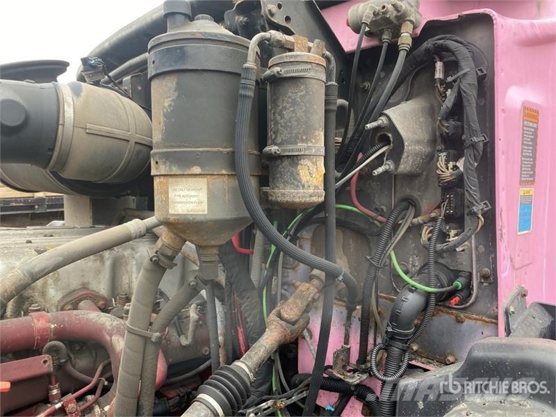 Mack GU813 10x4 Quad/A Dump Truck Camiones bañeras basculantes o volquetes