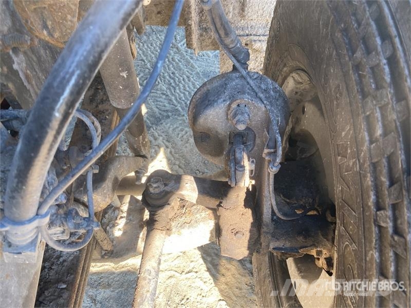 Mack GU813 10x4 Quad/A Dump Truck Kipper