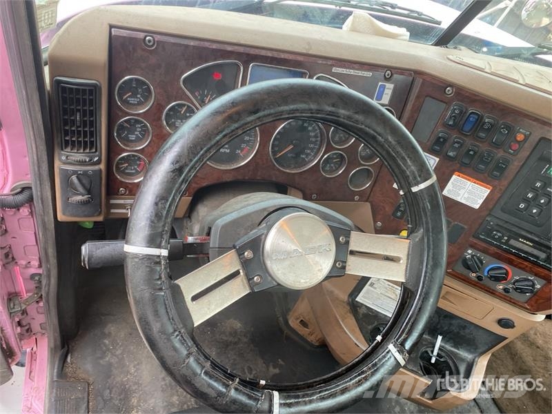 Mack GU813 10x4 Quad/A Dump Truck Camiones bañeras basculantes o volquetes
