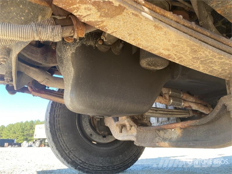 Mack GU813 10x4 Quad/A Dump Truck Kipper