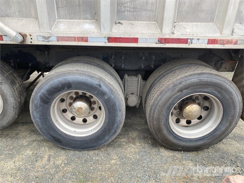 Mack GU813 10x4 Quad/A Dump Truck Camiones bañeras basculantes o volquetes