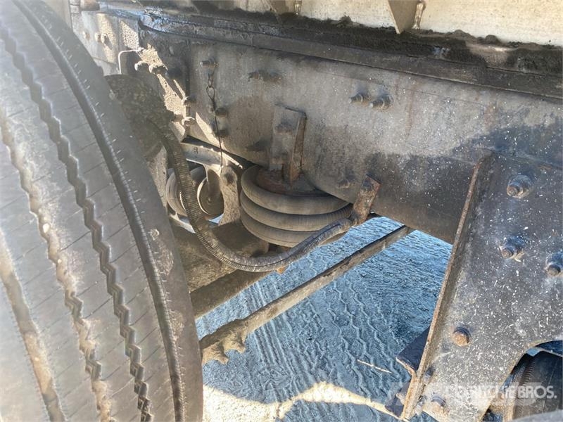 Mack GU813 10x4 Quad/A Dump Truck Kipper