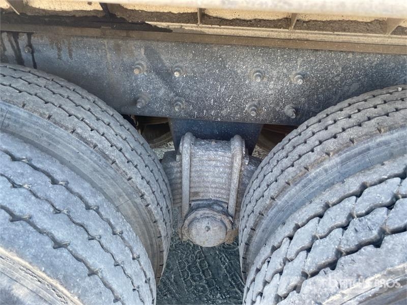 Mack GU813 10x4 Quad/A Dump Truck Kipper
