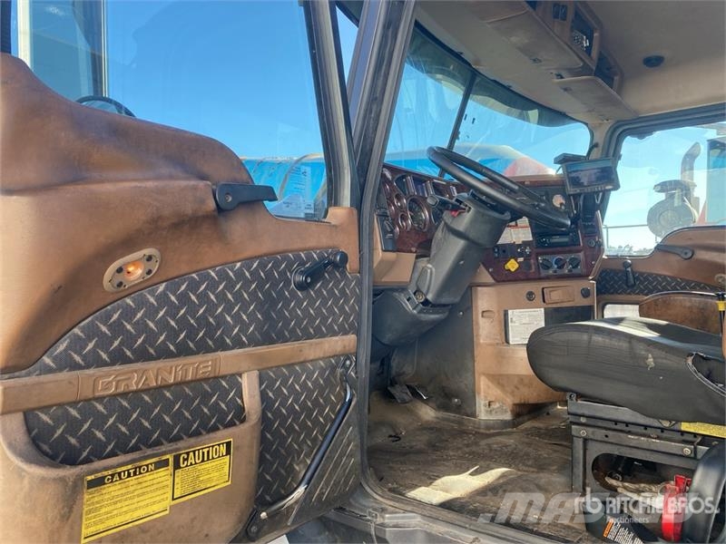 Mack GU813 10x4 Quad/A Dump Truck Kipper