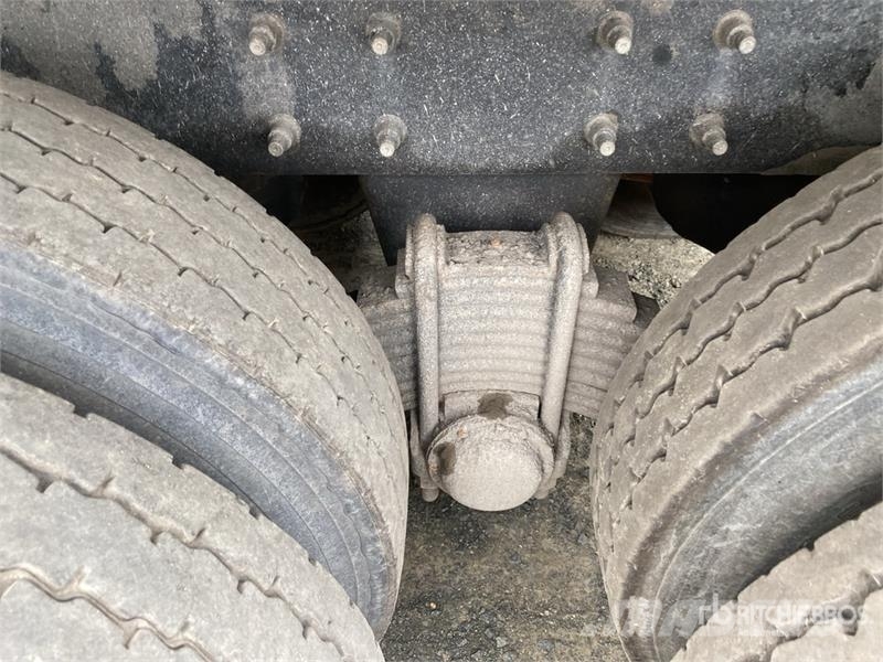 Mack GU813 10x4 Quad/A Dump Truck Camiones bañeras basculantes o volquetes