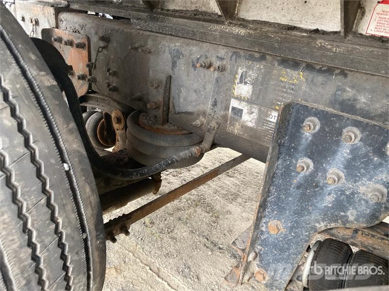 Mack GU813 10x4 Quad/A Dump Truck Camiones bañeras basculantes o volquetes