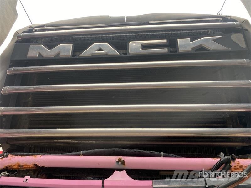 Mack GU813 10x4 Quad/A Dump Truck Camiones bañeras basculantes o volquetes