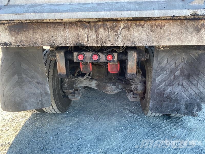 Mack GU813 10x4 Quad/A Dump Truck Kipper