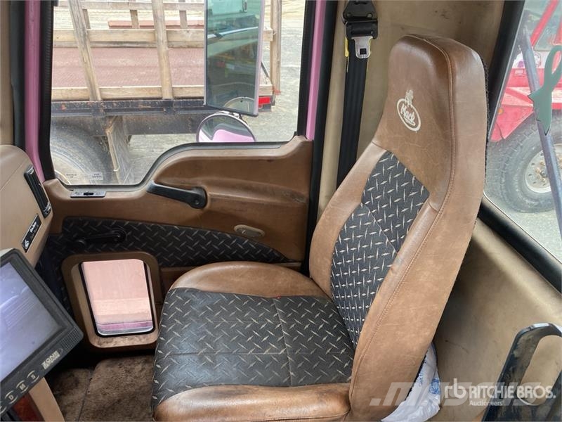 Mack GU813 10x4 Quad/A Dump Truck Camiones bañeras basculantes o volquetes