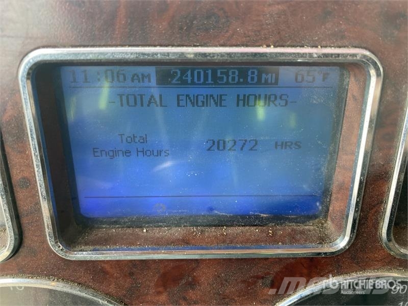Mack GU813 10x4 Quad/A Dump Truck Camiones bañeras basculantes o volquetes