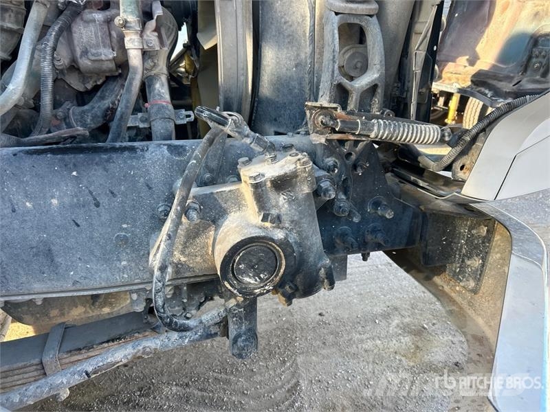Mack GU813 6x4 Mixer Truck Camion malaxeur