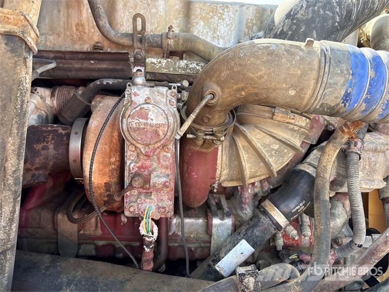 Mack GU813 6x4 Mixer Truck (Inoperable) Avtomešalci za beton