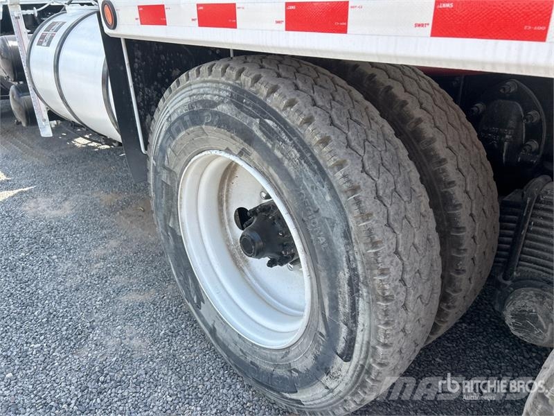 Mack GU813 6x4 Mixer Truck Camiones hormigonera