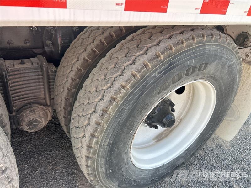 Mack GU813 6x4 Mixer Truck Camiones hormigonera