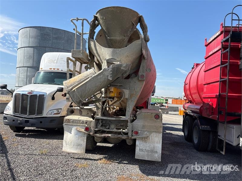 Mack GU813 6x4 Mixer Truck (Inoperable) Avtomešalci za beton