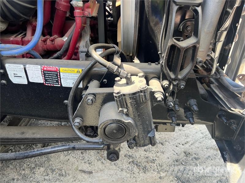 Mack GU813 Granite Tri/A Dump Truck Camion ribaltabili