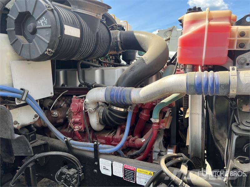 Mack GU813 Granite Tri/A Dump Truck Camion ribaltabili