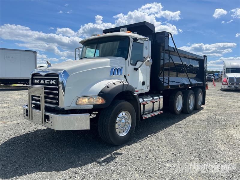 Mack GU813 Granite Tri/A Dump Truck Camion ribaltabili